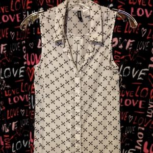 H&M DIVIDED SLEEVELESS BLOUSE